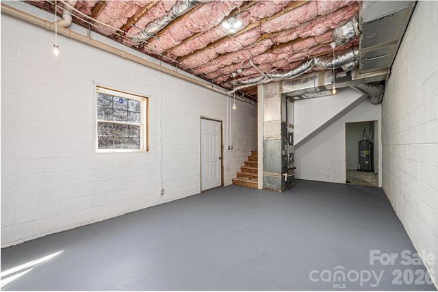 1337 Gallatin Lane, Hudson, NC 28638