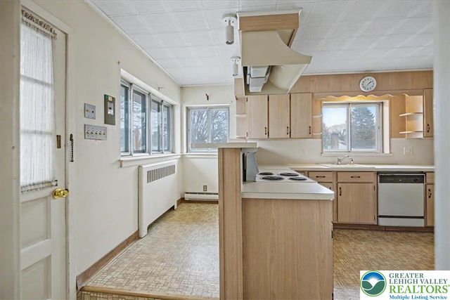 620 South Muhlenberg Street, Allentown City, PA 18104