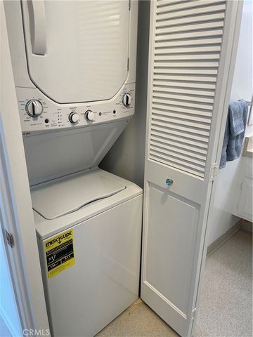 1421 Golden Rain Road 4 87F, Seal Beach, CA 90740