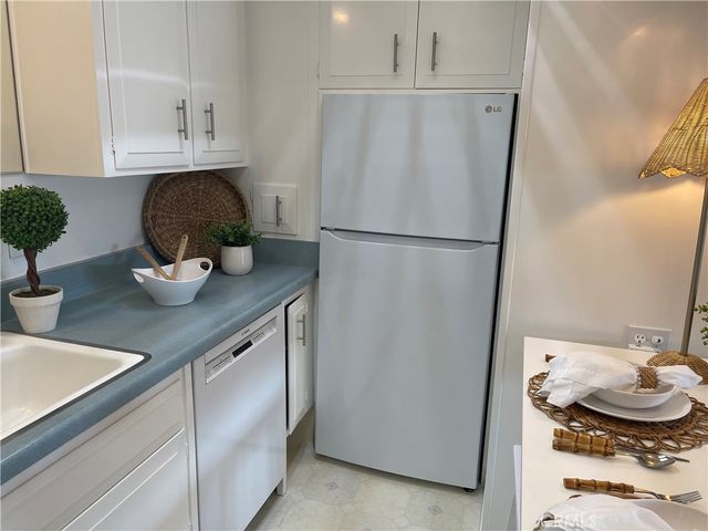 1421 Golden Rain Road 4 87F, Seal Beach, CA 90740