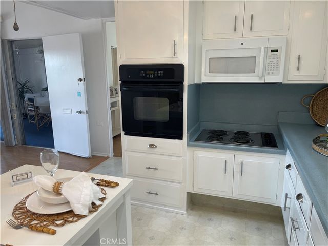 1421 Golden Rain Road 4 87F, Seal Beach, CA 90740