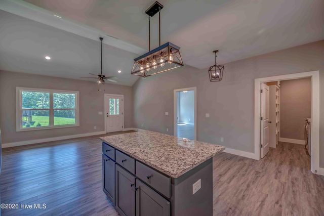 90 Paisley Pass, Hayesville, NC 28904