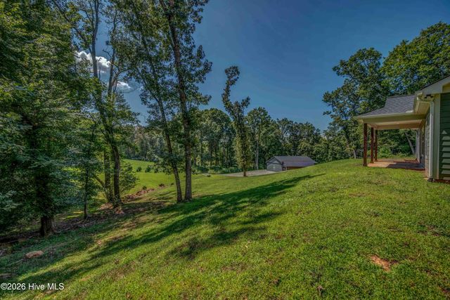 90 Paisley Pass, Hayesville, NC 28904