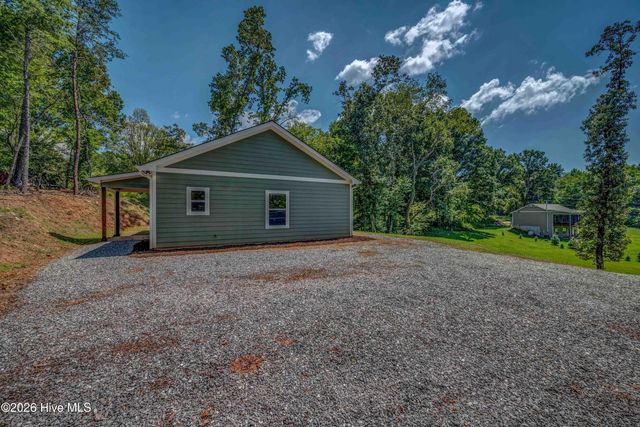 90 Paisley Pass, Hayesville, NC 28904