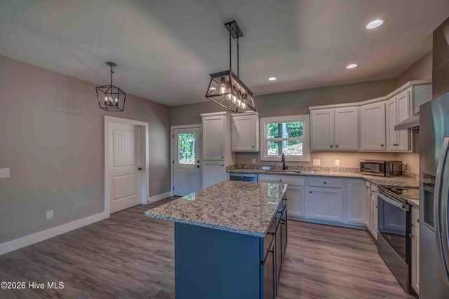 90 Paisley Pass, Hayesville, NC 28904
