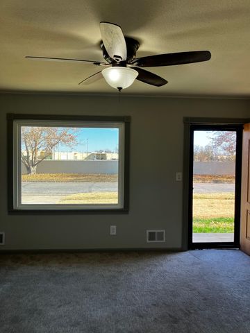 2609 S Elizabeth Ave, Wichita, KS 67217