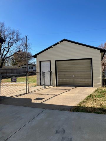 2609 S Elizabeth Ave, Wichita, KS 67217
