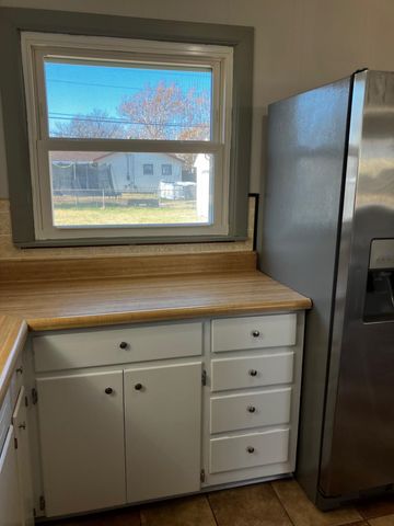 2609 S Elizabeth Ave, Wichita, KS 67217