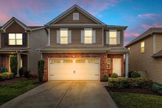 1039 Hemlock Dr, Spring Hill, TN 37174