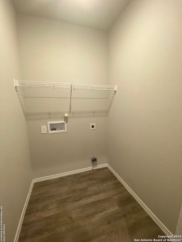 621 JENNIFER CV, New Braunfels, TX 78130