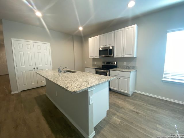 621 JENNIFER CV, New Braunfels, TX 78130
