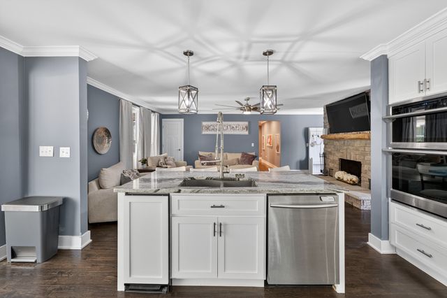 310 Weeping Elm Rd, Mount Juliet, TN 37122