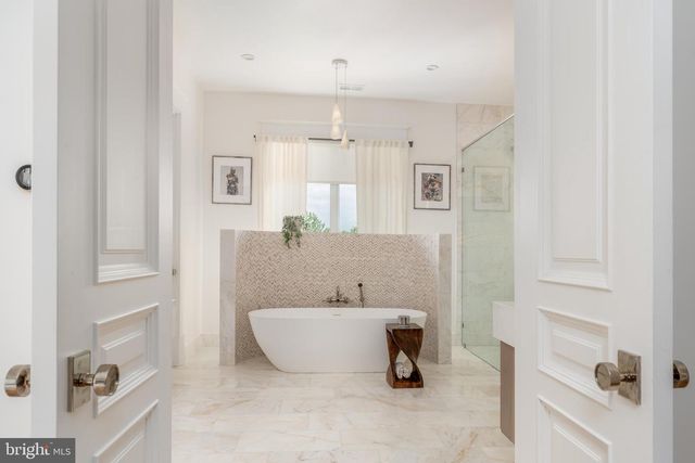 99 OBSERVATORY CIR NW, Washington, DC 20008
