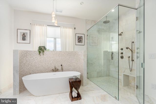 99 OBSERVATORY CIR NW, Washington, DC 20008