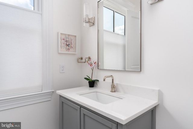 99 OBSERVATORY CIR NW, Washington, DC 20008