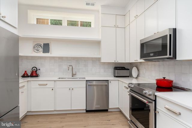 99 OBSERVATORY CIR NW, Washington, DC 20008