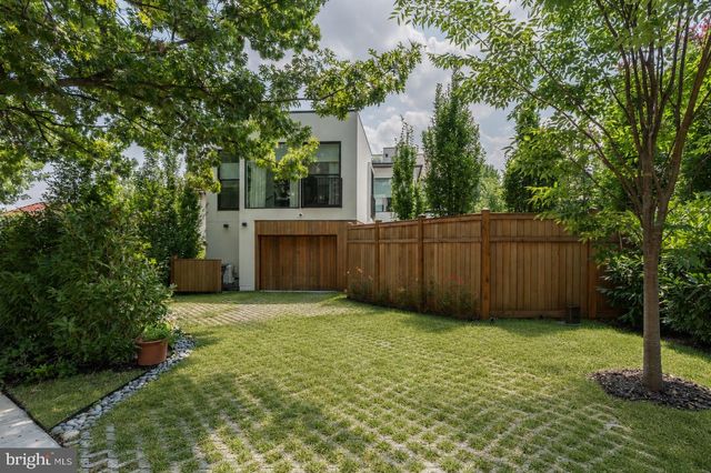 99 OBSERVATORY CIR NW, Washington, DC 20008