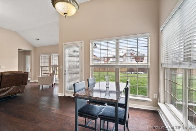 4229 Silver Glade Trail, Sellersburg, IN 47172