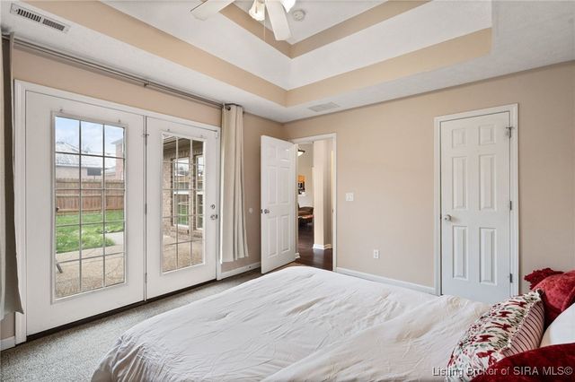 4229 Silver Glade Trail, Sellersburg, IN 47172