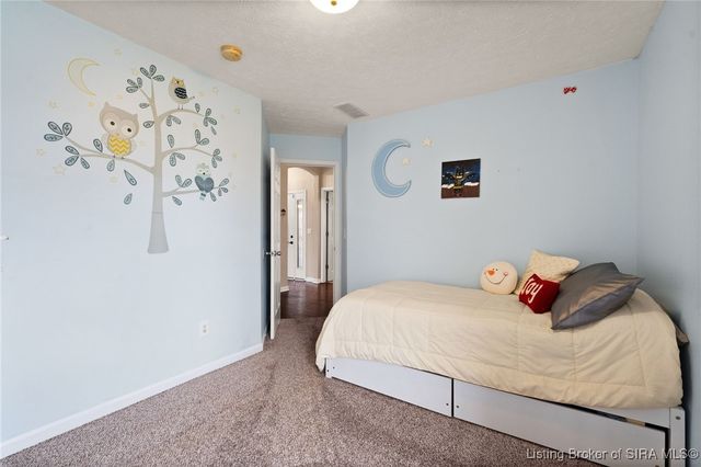 4229 Silver Glade Trail, Sellersburg, IN 47172