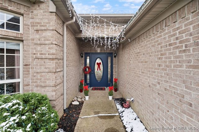 4229 Silver Glade Trail, Sellersburg, IN 47172