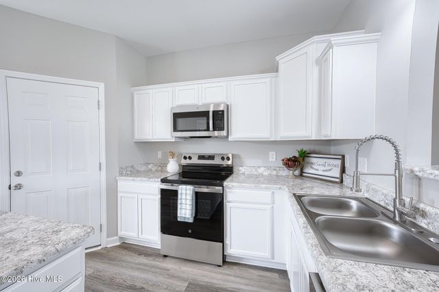 507 New Hanover Trail, Jacksonville, NC 28546