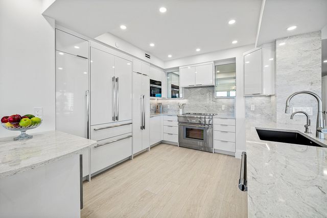 701 E Camino Real 10j, Boca Raton, FL 33432