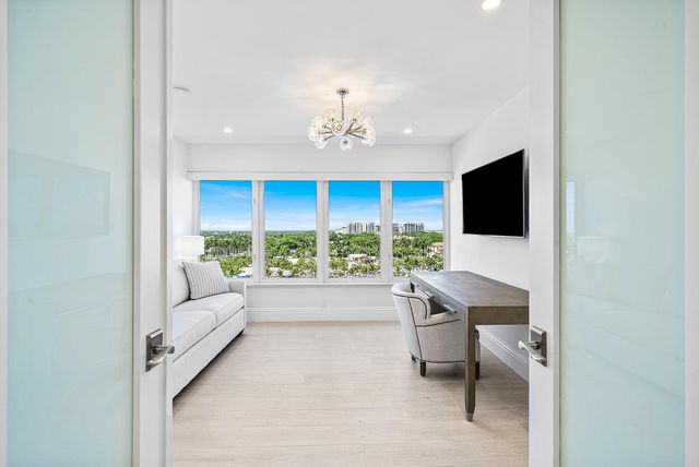 701 E Camino Real 10j, Boca Raton, FL 33432