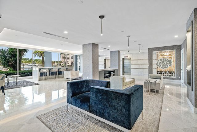 701 E Camino Real 10j, Boca Raton, FL 33432