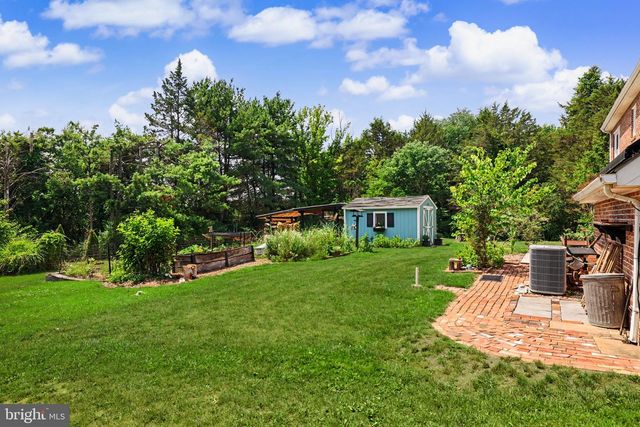 2105 SHAWN DR, Middletown, VA 22645
