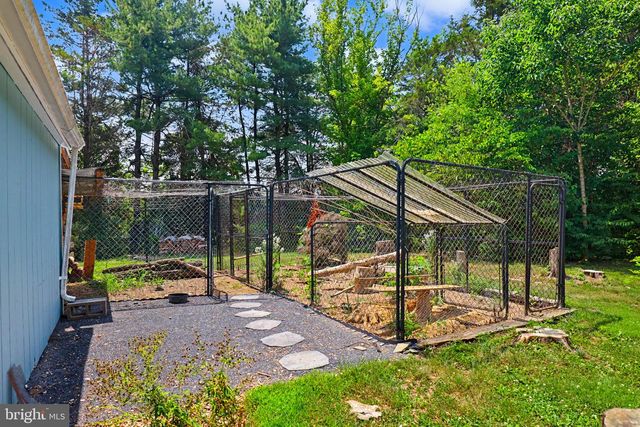 2105 SHAWN DR, Middletown, VA 22645
