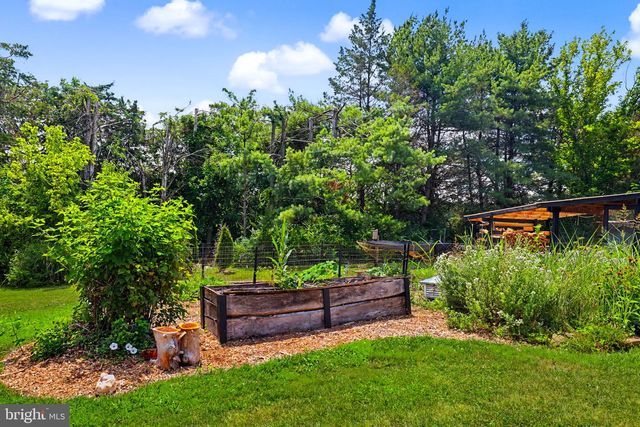 2105 SHAWN DR, Middletown, VA 22645