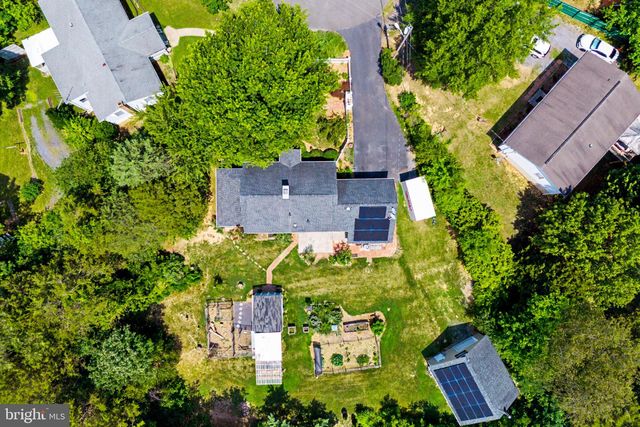2105 SHAWN DR, Middletown, VA 22645