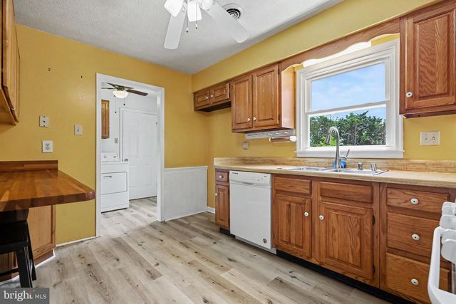 2105 SHAWN DR, Middletown, VA 22645