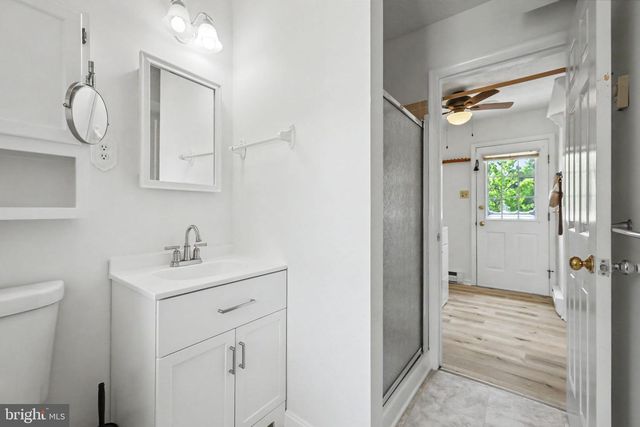 2105 SHAWN DR, Middletown, VA 22645