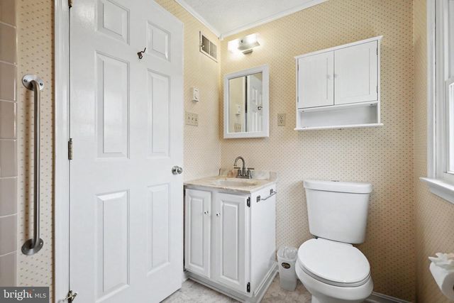 2105 SHAWN DR, Middletown, VA 22645