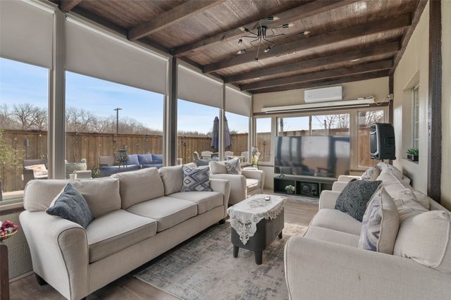 718 Castlewood Drive, Garland, TX 75040