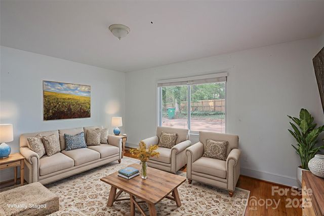 1401 Hillwood Court, Charlotte, NC 28210