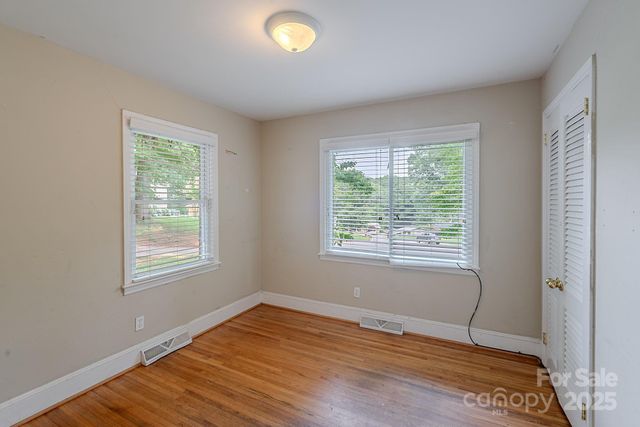 1401 Hillwood Court, Charlotte, NC 28210