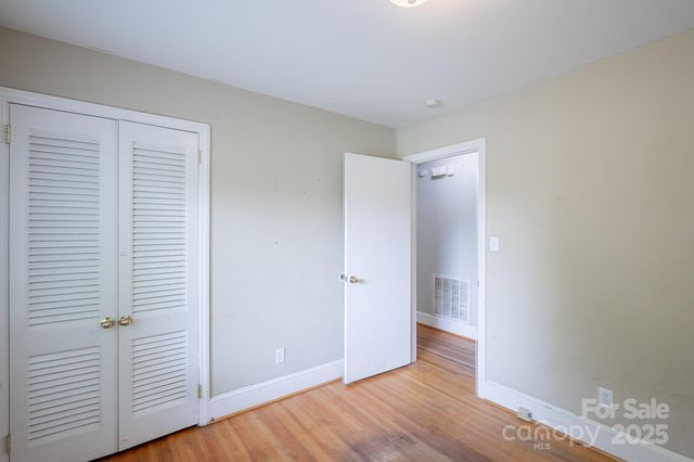 1401 Hillwood Court, Charlotte, NC 28210