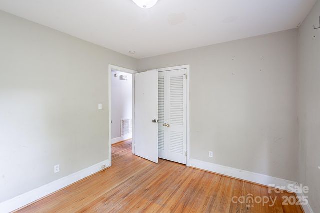 1401 Hillwood Court, Charlotte, NC 28210