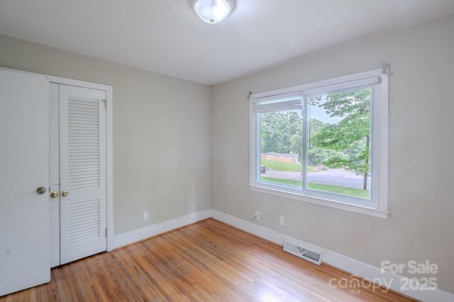 1401 Hillwood Court, Charlotte, NC 28210