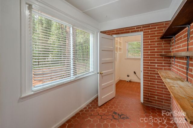 1401 Hillwood Court, Charlotte, NC 28210