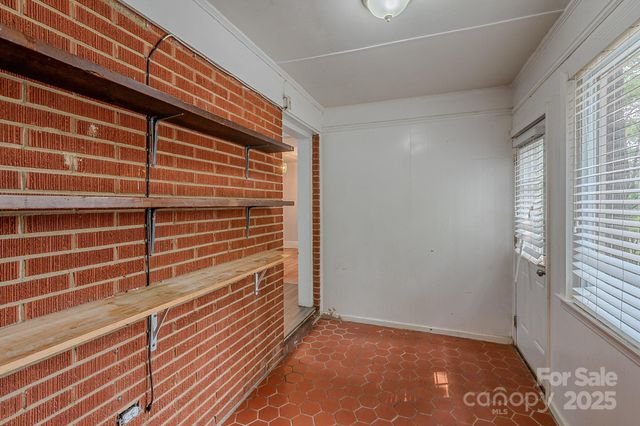 1401 Hillwood Court, Charlotte, NC 28210