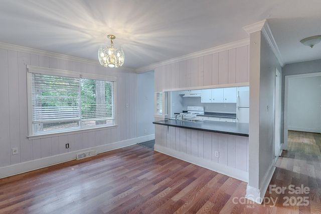 1401 Hillwood Court, Charlotte, NC 28210