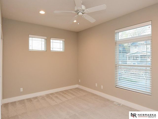 3320 Davenport Street, Omaha, NE 68131