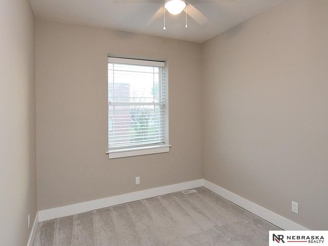 3320 Davenport Street, Omaha, NE 68131