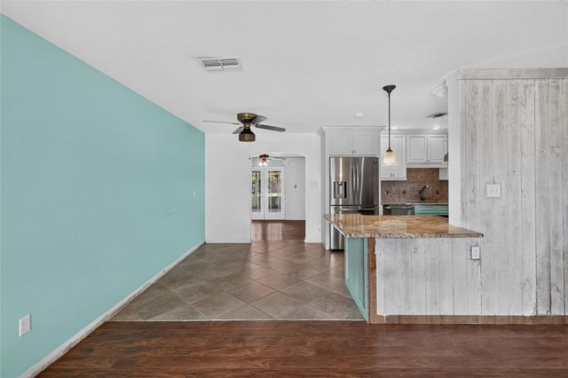 120 E HOFFMAN ST, Lake Alfred, FL 33850