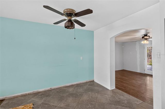 120 E HOFFMAN ST, Lake Alfred, FL 33850