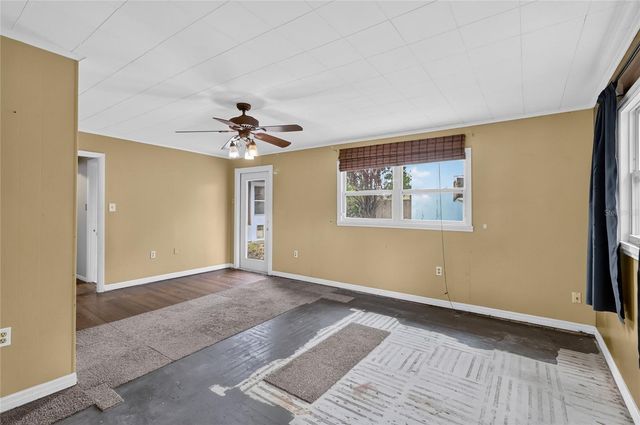 120 E HOFFMAN ST, Lake Alfred, FL 33850